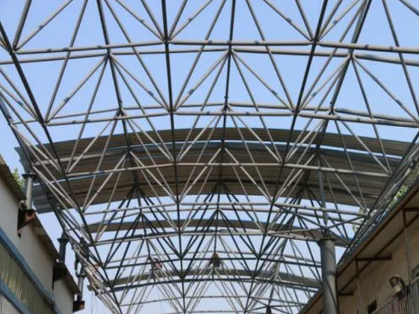 高安网架加工厂家必须注意的细节问题